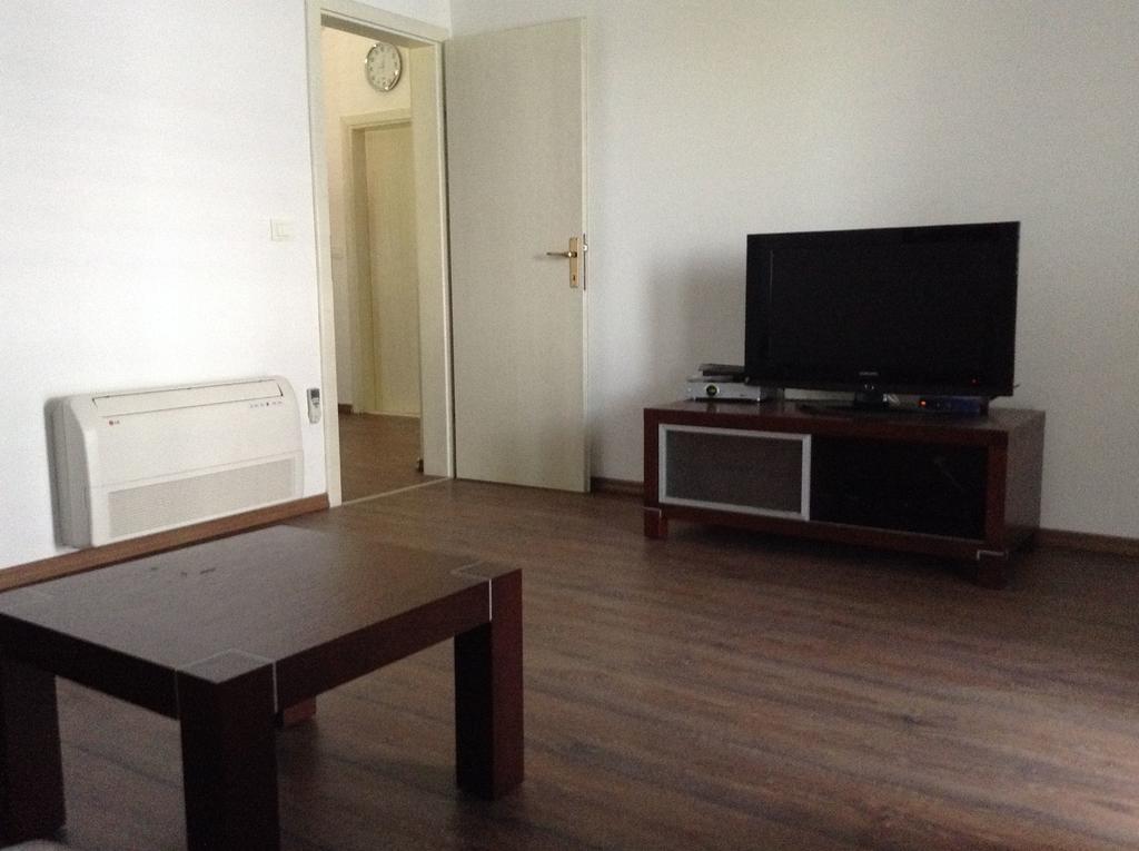 Apartments Vila Oksana Mimice Extérieur photo